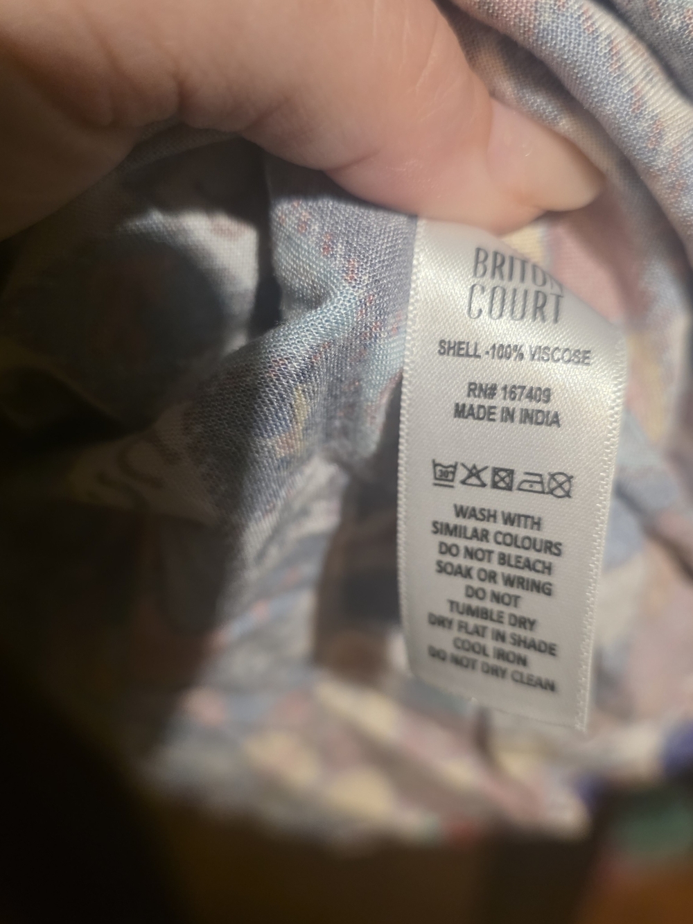Briton Court Small NWT PTP 21 Fit Med Horse Diamond-Print Ruffle Neck Blouse - Picture 6 of 6